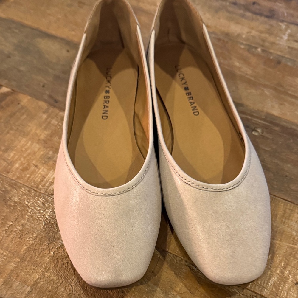 Lucky Brand Alanya Tan Leather Flat Size 7
